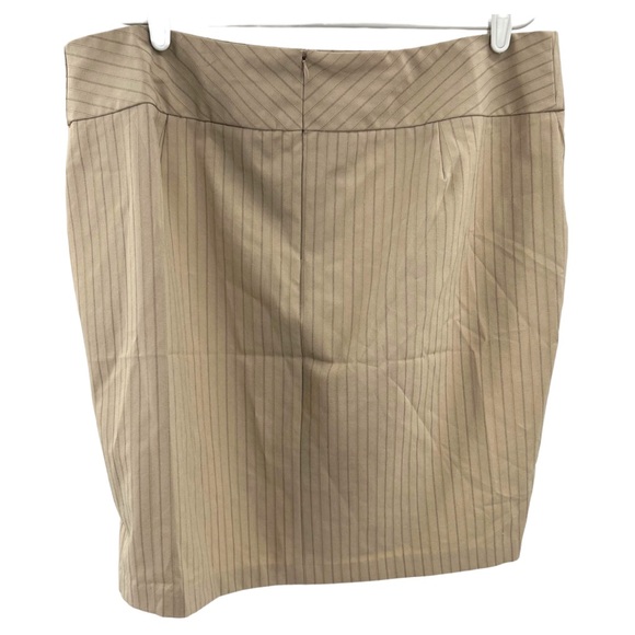 Lane Bryant 20 plus pinstripe neutral mini skirt tan black office casual - Picture 2 of 6